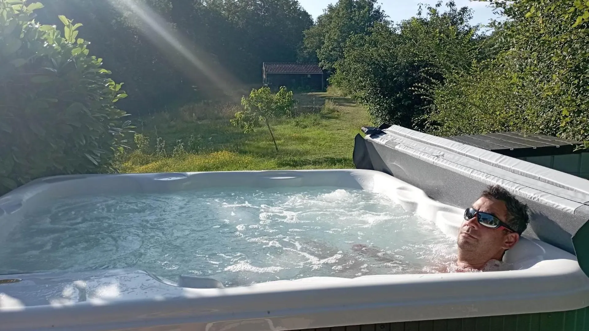 Gite Perigord Rocamadour Sarlat Naturiste De Mi Mai A Septembre Salviac 0*,